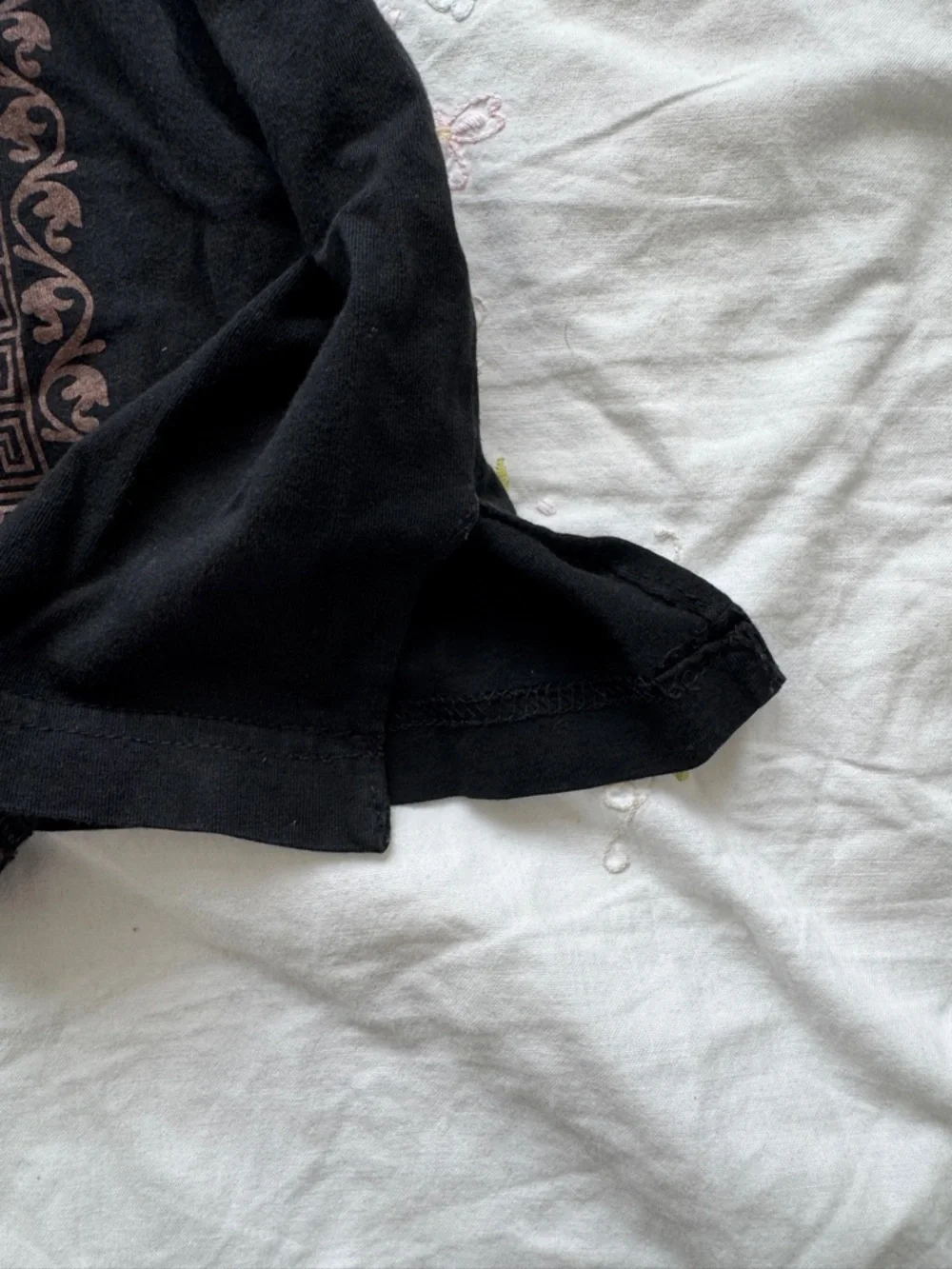 Black Short-Sleeve Graphic print Tee with Floral Beading - Picture 6 of 7